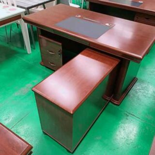 desks