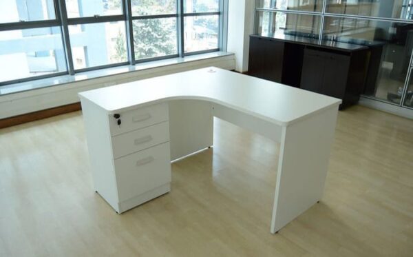 1.4m executive desk, office seat , 4-way workstation, visitors office seat