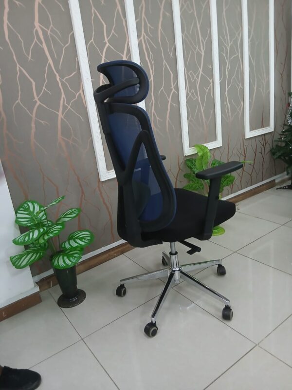 1.8m executive office desk,4-drawer filing cabinet, 1.6m reception desk, 2.0M Executive Desk