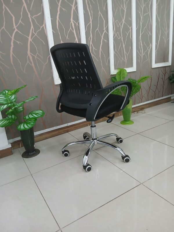 visitors office seat, wooden credenza,1.4m executive desk, 6-way office workstation