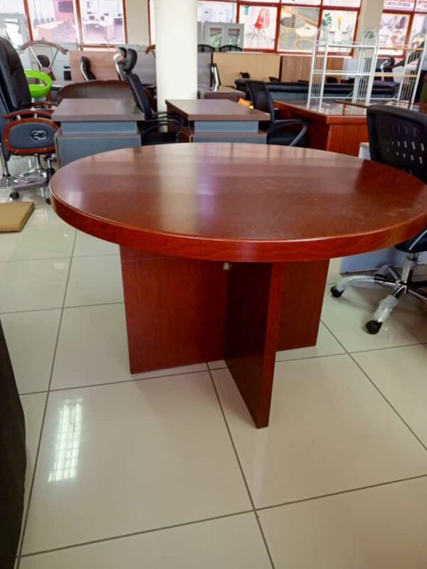 conference table, conference seat, workstation, safe, filling cabinet, ergonomic seat, reception desk, credenza, butterfly seat