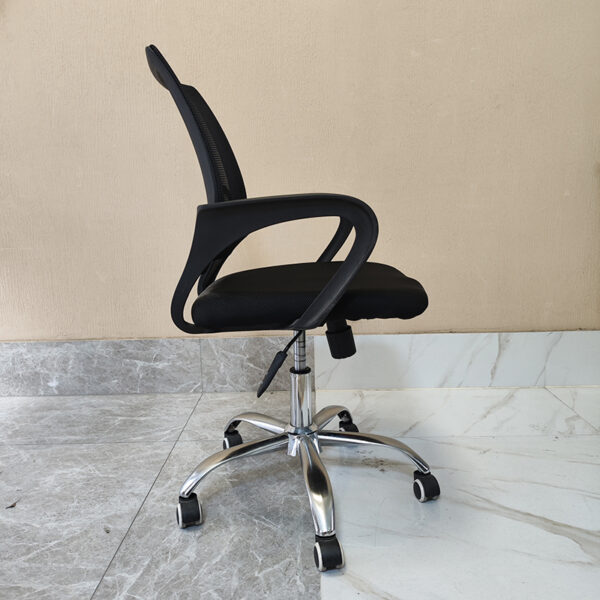 reception desk, filling cabinet, Eames table, waiting bench, credenza, coffee table, conference seat, waiting sofa