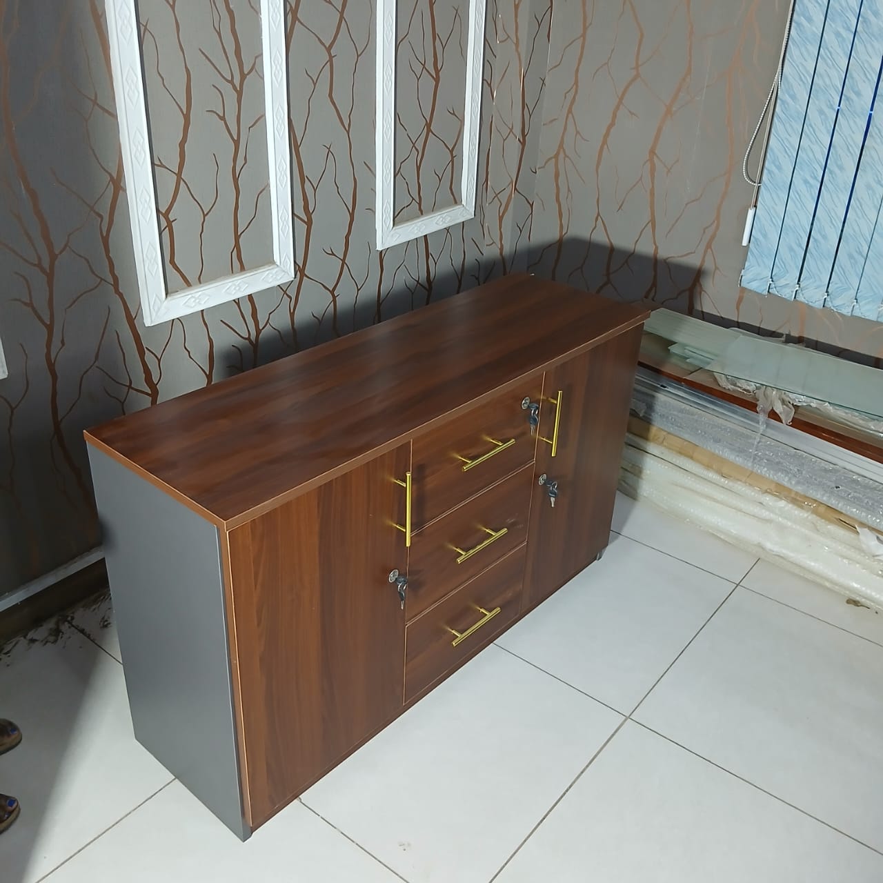 filling cabinet, reception desk, eronomic seat, waiting bench, safe, orthopedic seat, banquet, metallic cabinet, visitor seat, office seat