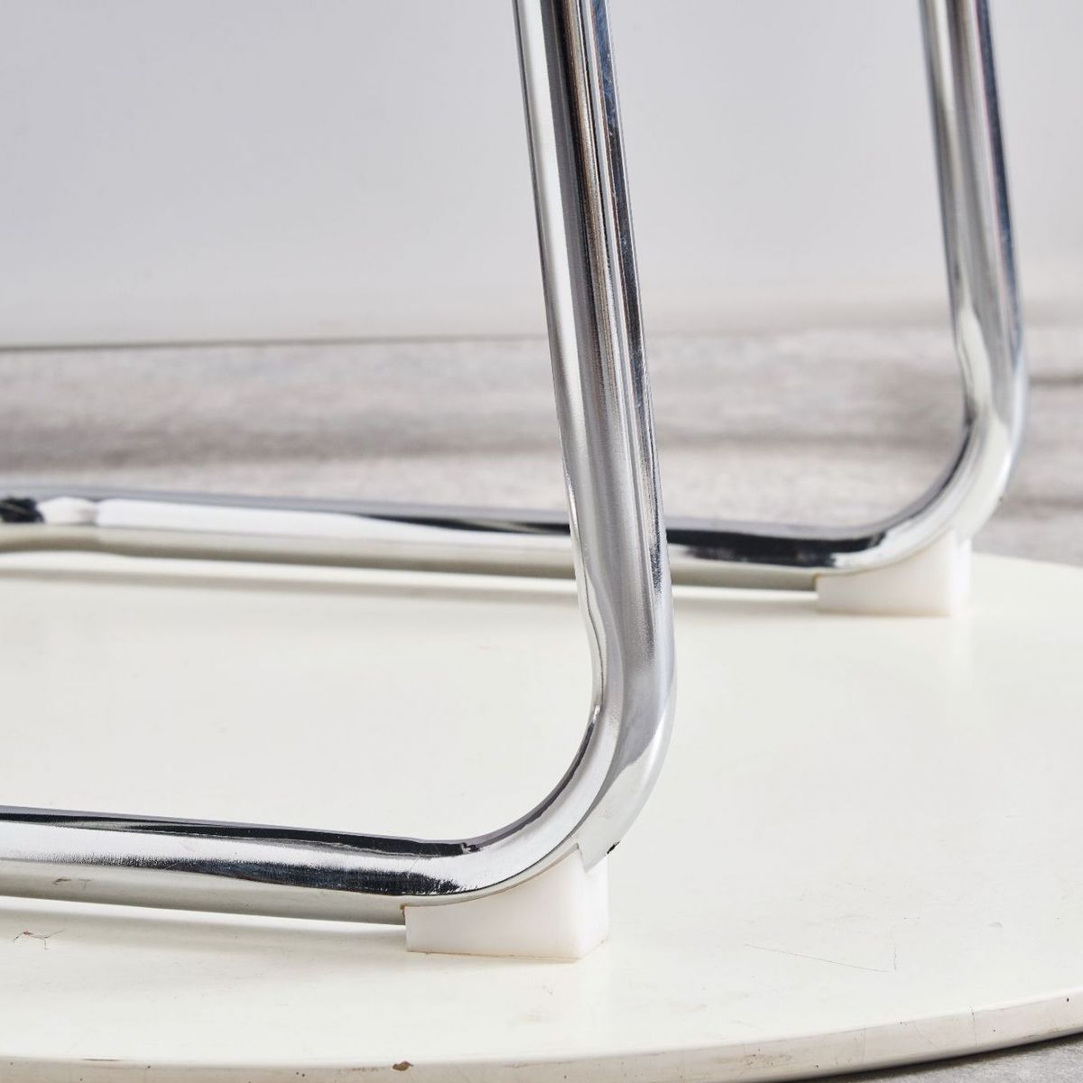 workstation, visitor seat, banquet seat, boardroom table, ergonomic seat, reception desk, filling cabinet, conference seat, coat hanger, safe, pedestal