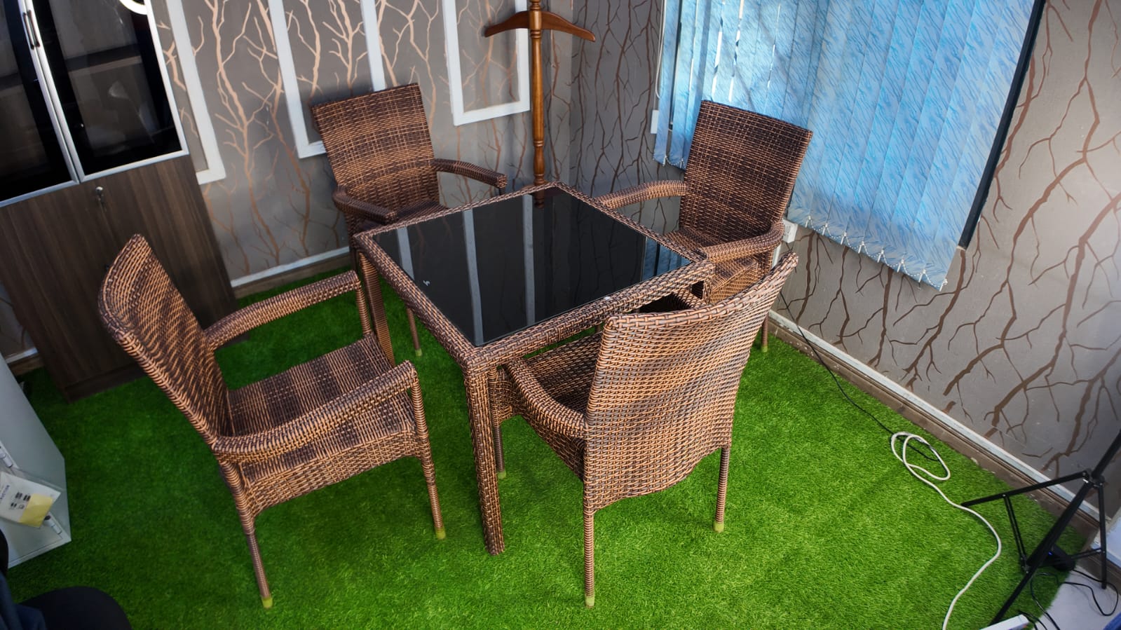 coffee table, ergonomic seat, executive desk, pedestal cabinet, baordroom table, waiting sofa, outdoor sets, advanced desk