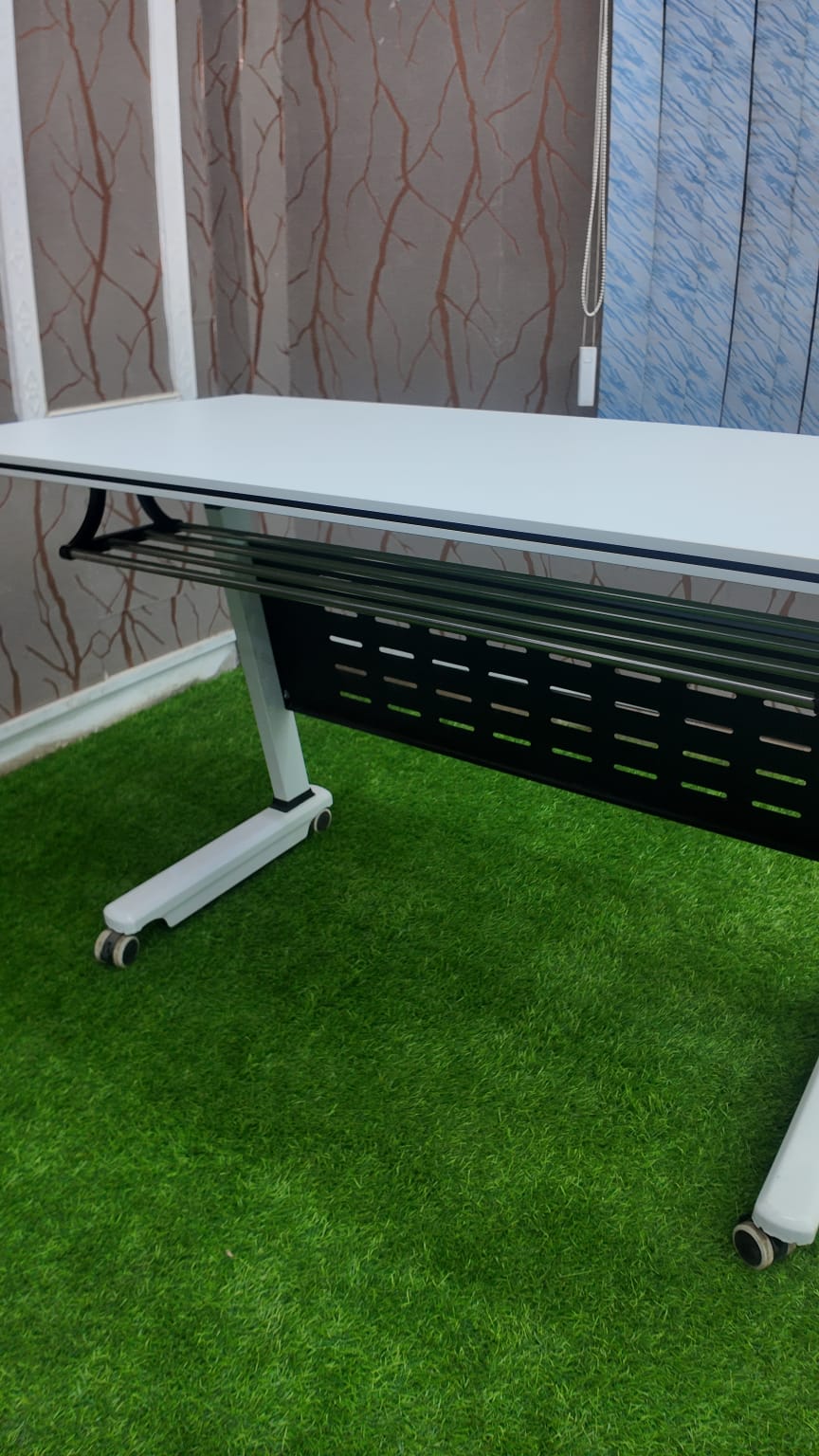 ergonomic seat, waiting sofa, reception desk, visitor seat, coffee table, conference seat, workstation