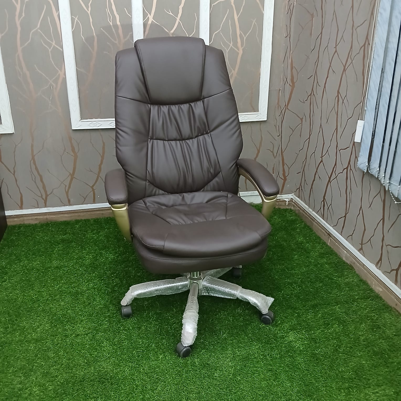 gaming chairs,working stations,fireproofs safe,filing cabinets,boardroom tables, reception desk,coat hangers