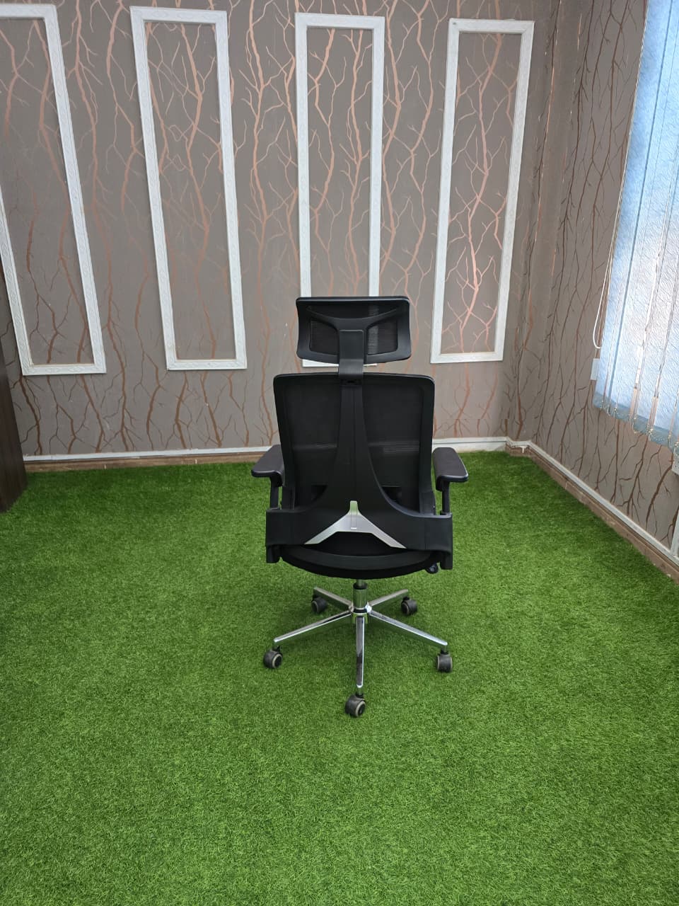 gaming chairs,working stations,fireproofs safe,filing cabinets,boardroom tables, reception desk,coat hangers